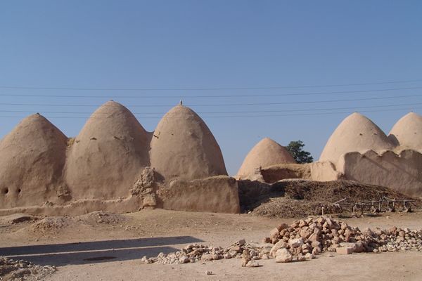 beehive houses in Fah