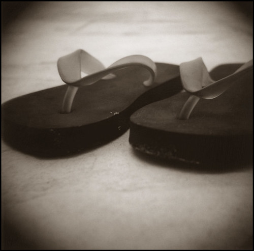 Flip Flops. | Holga, and a close up filter. gotreadgo.blogto… | Flickr