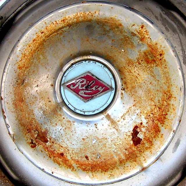 Rusty Riley Hubcap | John Keogh | Flickr