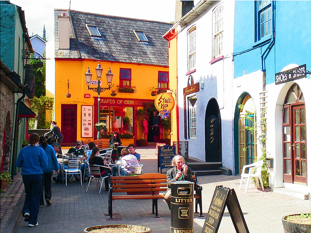 Sister towns. Kinsale Ireland. County Cork Ireland. Сад Кинсейл. Ирландия фото Kinsale.