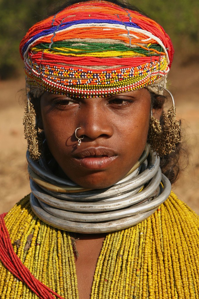 Африканское племя с голубыми глазами. Индийские племенные украшения. Племена Ориссы. Африканские племена с зелеными глазами. Indian tribes