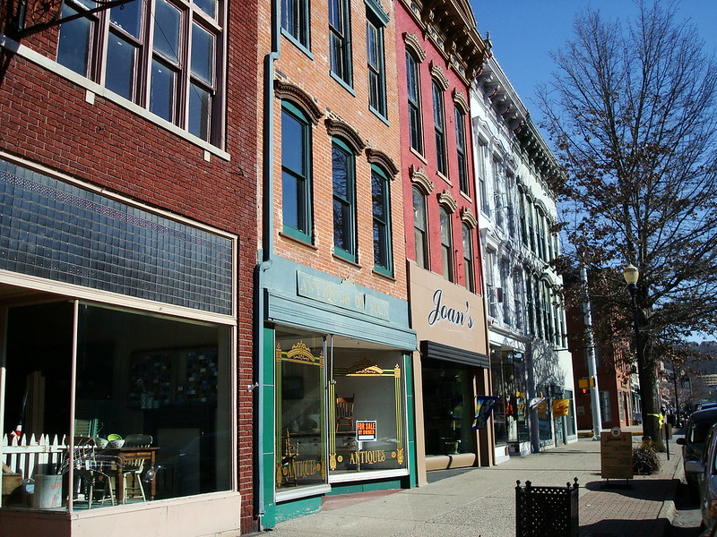 Facing northeast along Main Street (IN-56), west of Mulberry Street in Madison, Indiana.