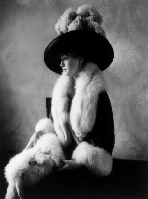 Louise Cromwell by unknown photographer, ca. 1911
