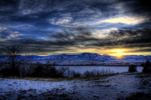 trees light sunset sky sun sunlight foothills lake mountains clouds skyscape landscape colorado shadows denver explore chatfield hdr littleton photomatix diamondclassphotographer flickrdiamond 200803