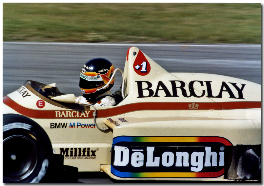 B-9285 Thierry Boutsen Arrows Barclay F1 Motorsport Original Autograph Foto