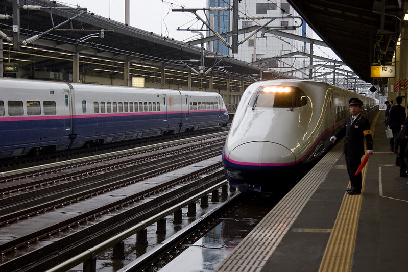 Động đất mạnh 6,9 độ ngoài khơi Iwate, Nhật Bản tạm dừng Shinkansen