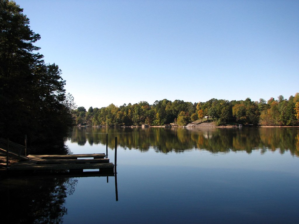 reflections-10 | Lake Hickory Hickory, NC | Ron Hallman | Flickr