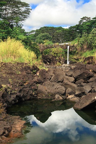hawaii waterfall rocks stream brock bigisland hilo roseberry boilingpots