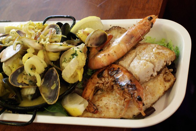 La Marina Tapas Bar and Restaurant Shellharbour: Seafood platter