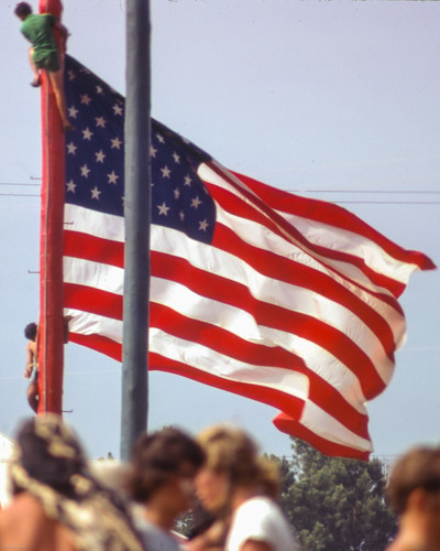 music usa film festival ga concert flag fourthofjuly 35mmslides 1970 kodachrome rocknroll nikonf2 byron atlantapopfestival