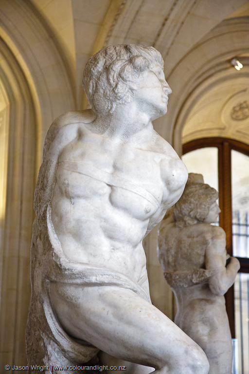 Michelangelo Slaves, Louvre 2009