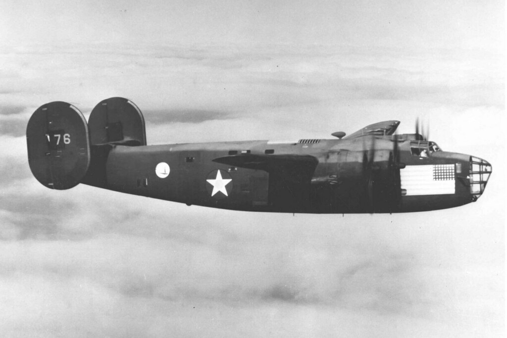 Consolidated B-24A Liberator 40-2376.