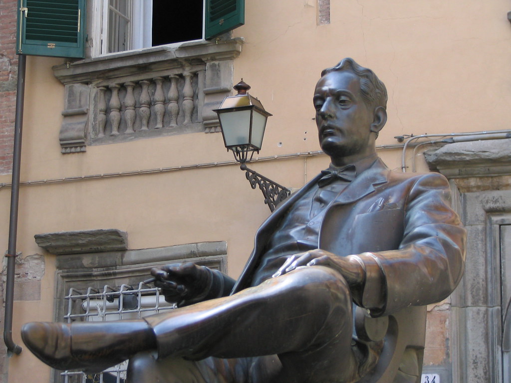 Giacomo Puccini sculpture (Lucca)