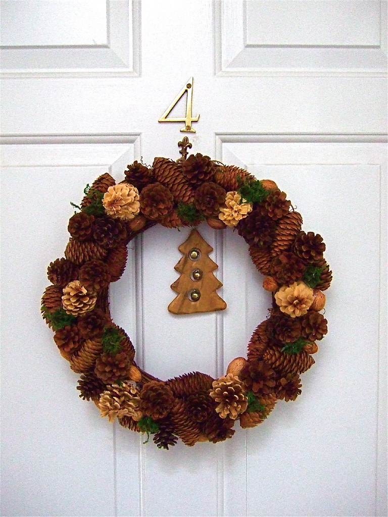 Christmas traditions - pine wreath