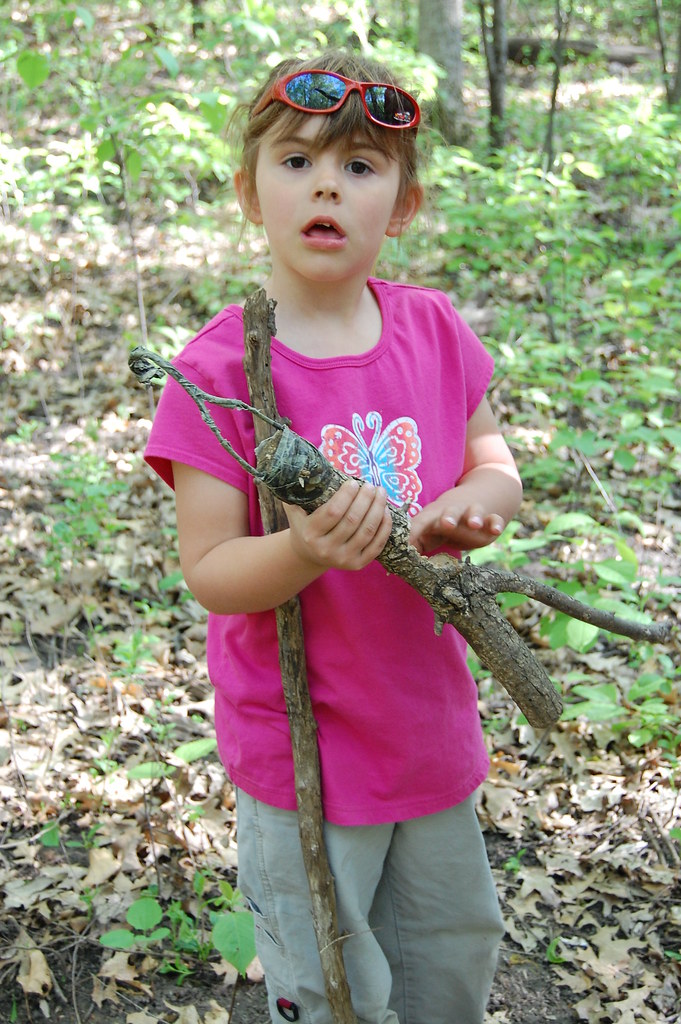Treecachu 20080524 TreeCache | Eryn showing where the micro cache was … | Flickr