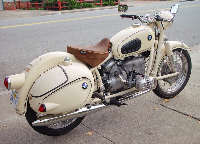 '59 BMW R50 w period bags