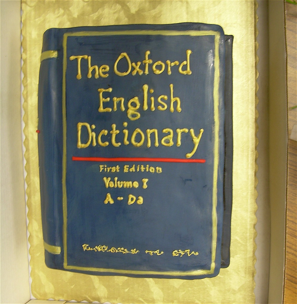 First dictionary. Oxford English Dictionary 1928. Оксфордский словарь. Словарь Oxford English. Oxford Dictionary of English книга.