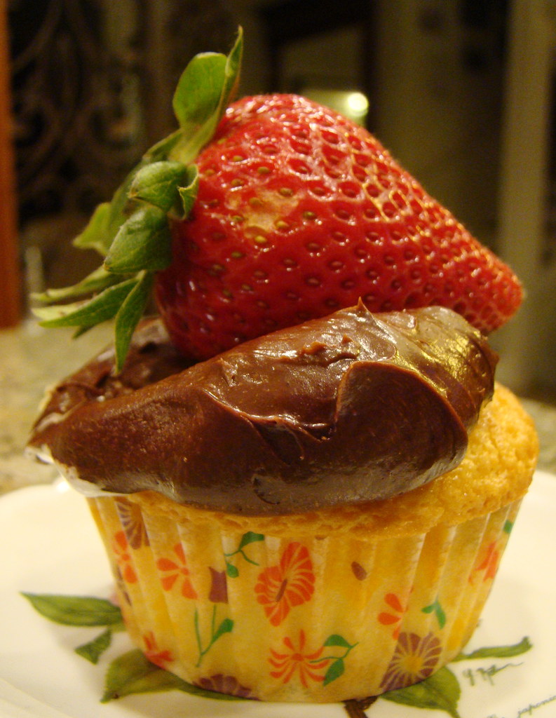 Cocoa-berry Muffins