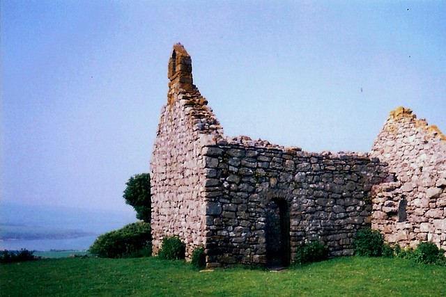 chapel near Din Lligwy, 1998