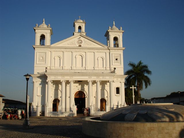 Catedral de Santa Lucia, Suchitoto, Cuscatlán, El Salvador