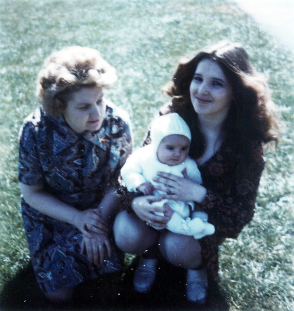 Mam (Marguerite), Baby Ralph and Dot