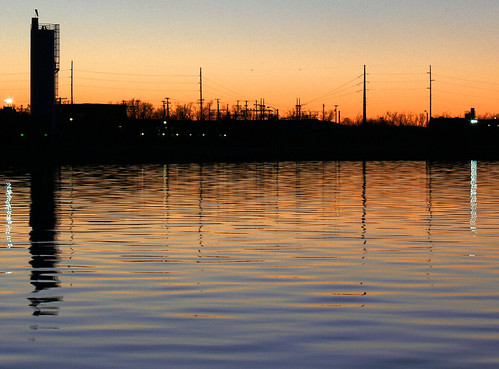 Water Treatment Plant by Photographs By Wade, Tulsa, Oklahoma.
Lake Yahola (or Mohawk Lake) is a holding lake for water pumped in from Tulsa's ot