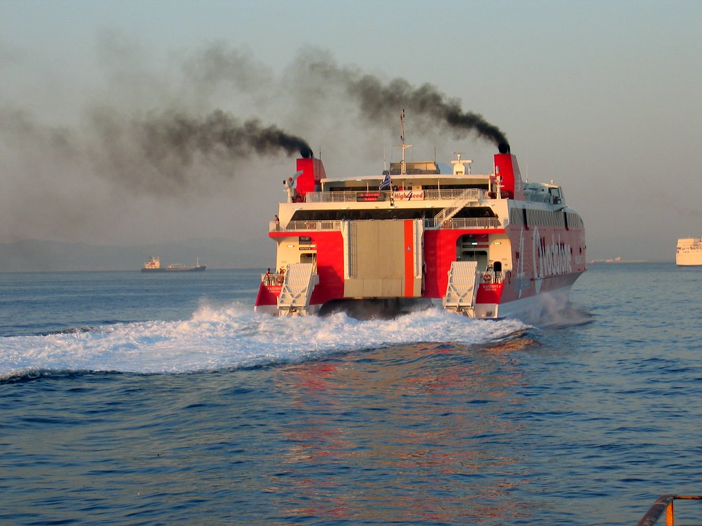 HighSpeed 4 | HighSpeed 4 leaving Piraeus for the morning tr… | Flickr