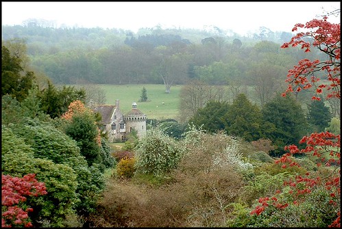 home and beautiful gardening