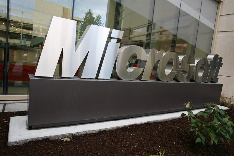 Microsoft cấm AI thu thập dữ liệu học sinh, có hiệu lực từ tháng 11