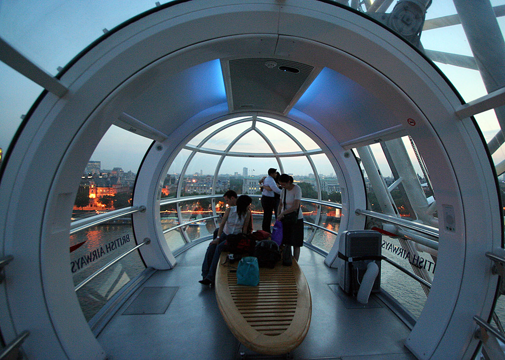 eye-pod-inside-one-of-the-pods-on-the-london-eye-using-my-flickr