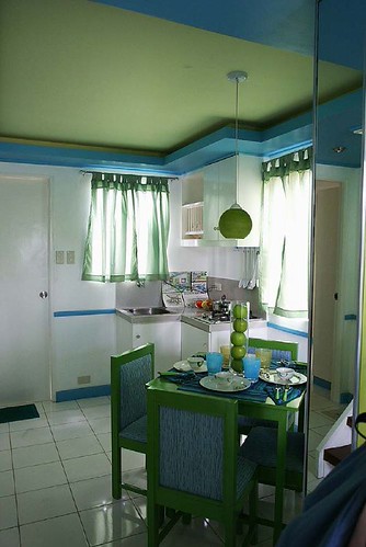 model-haus-dining | by donna_tavora