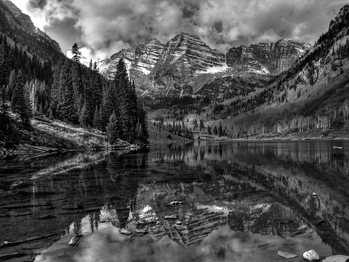 blackandwhite bw mountains reflection clouds landscape colorado 14er chiaroscuro hdr 14ers maroonbells artlegacy