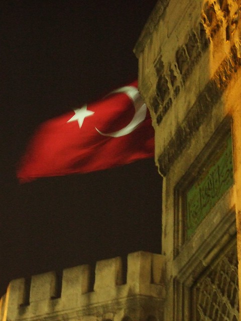 Türkische Fahne an der Universität