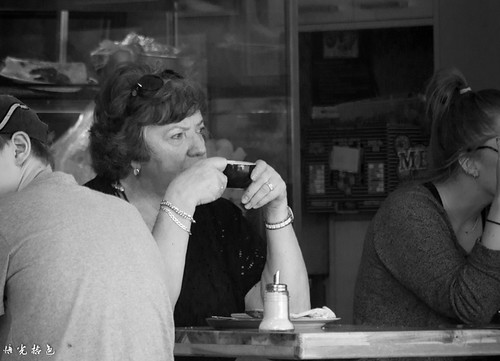 Coffee with sugar #street #Melbourne #CBD #Cafe | by Raymond 悟光拾色
