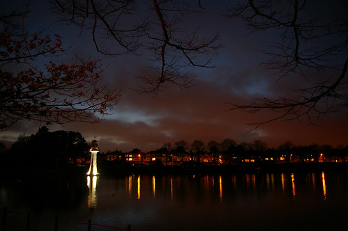 roath park lake @ night