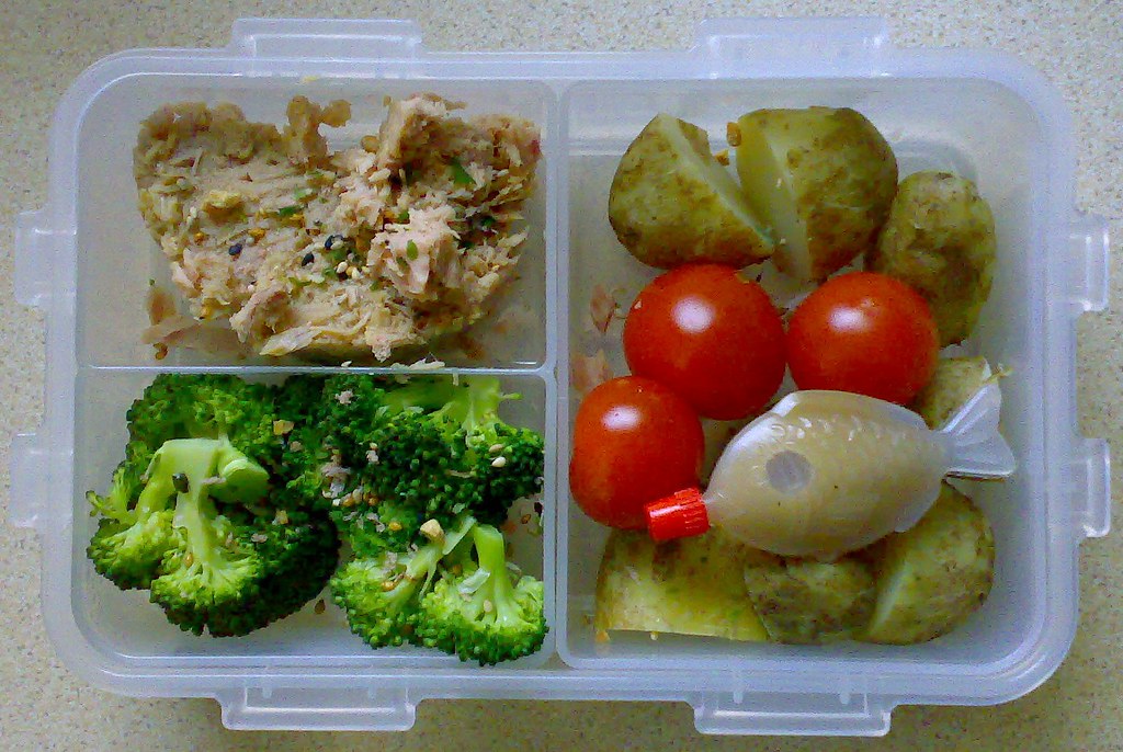Tuna-Broccoli Potatoes
