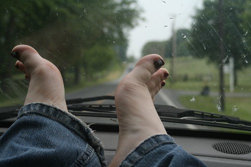 toes | by springday