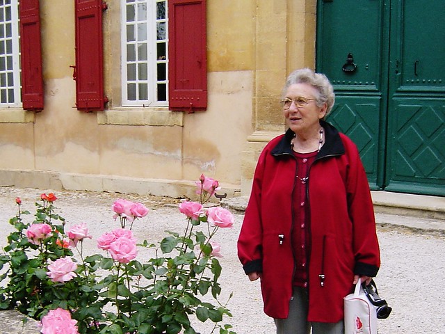 Aix 2002 Micheline et les roses