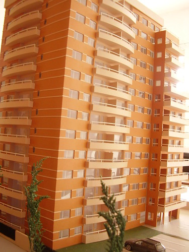 Chillan construyendo Edificio | by nicolas carcamo