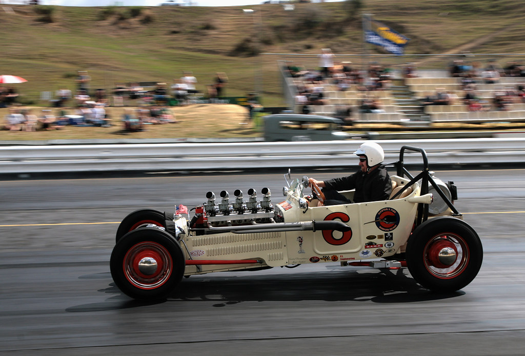 Straight Six Power | Seen at the 2008 Nostalgia Drag day at … | Flickr