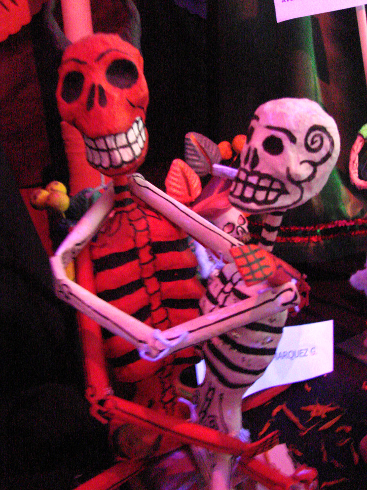 Calacas Random todo queda entre calacas / everything´s on calacas | Flickr