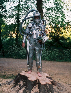 Revolve Eco Rally EarthMan_08 | The EarthMan is a performance piece which allo… | Flickr