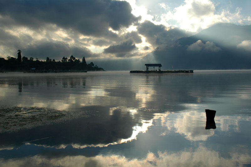 Lake Batur Picture, Bali: the Still Lake