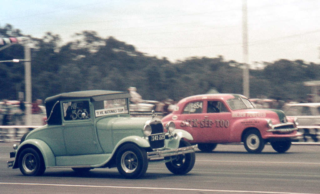 197111 207 Castlereagh drag race | Action at the Castlereagh… | Flickr