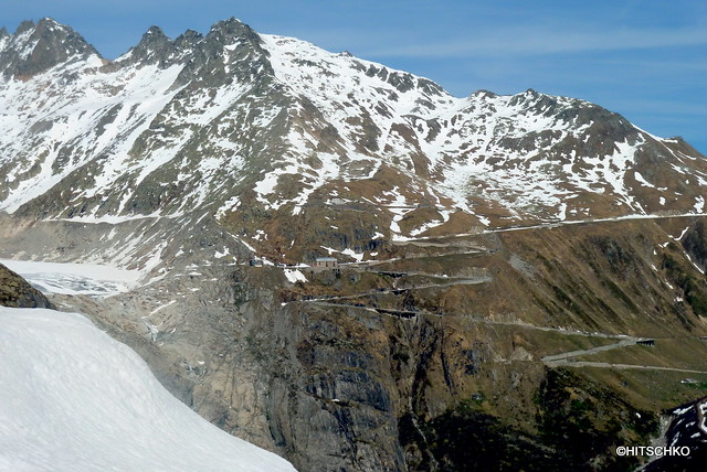 Gotthard Südrampe: Blick auf den Furkapass - Belvédère und den Rhonegletscher