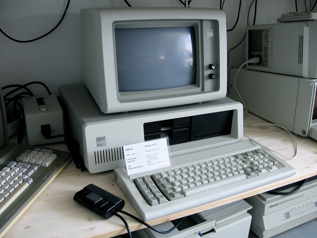 Год выпуска персонального компьютера. ПК IBM 5150. IBM PC 5150. IBM PC XT 5150. Модель IBM PC 5150..