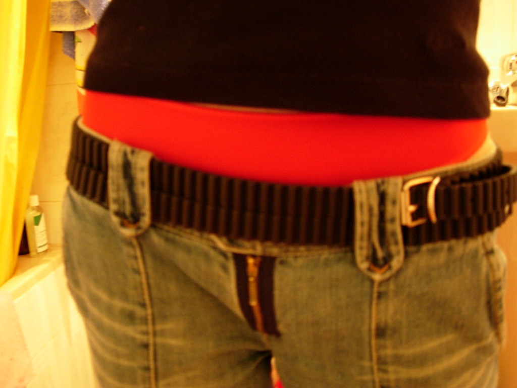 pantalones caídos - a photo on Flickriver
