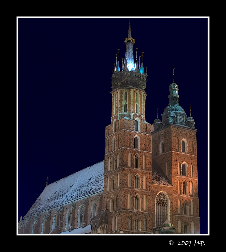 St Mary's Church in Cracow at Night by Mariusz Petelicki