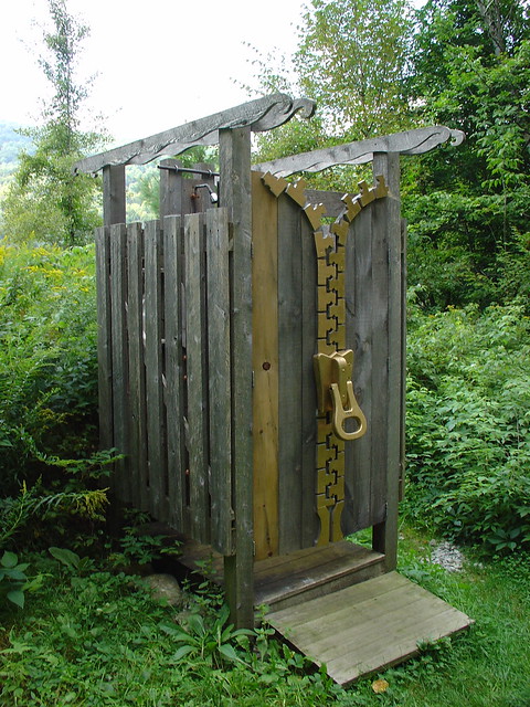 Zipper Outhouse 1