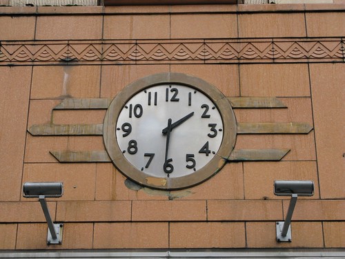 Art Deco clock | by heldermira